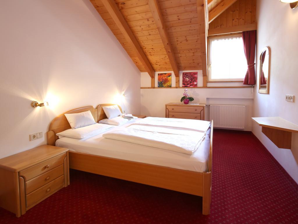 Residence Rose San Candido Cameră foto