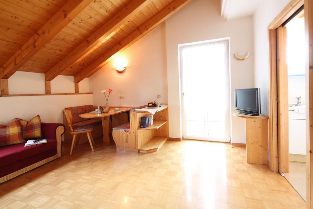 Residence Rose San Candido Cameră foto